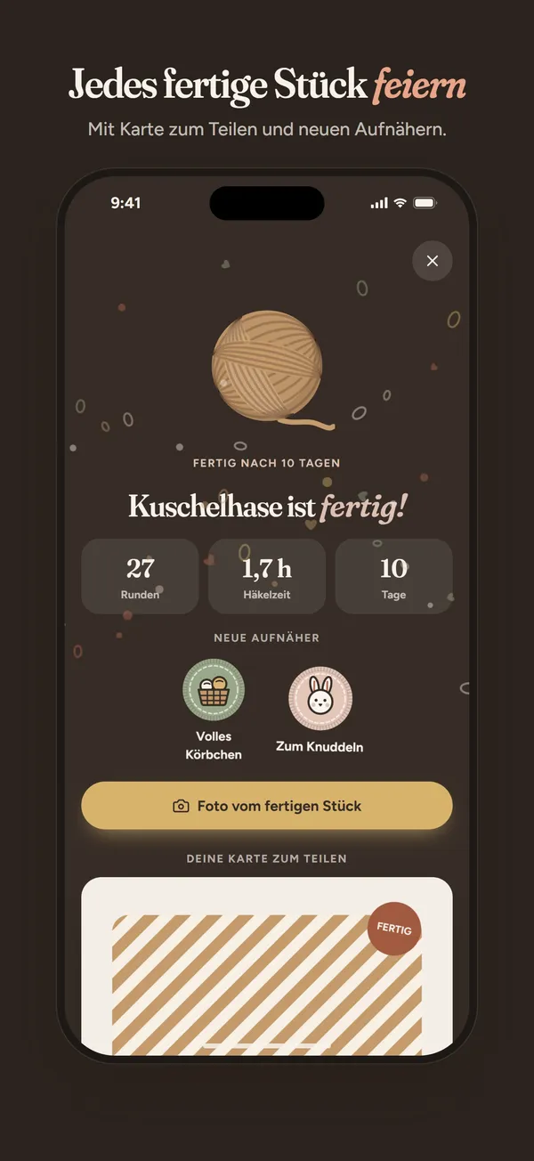 Jedes fertige Stück feiern: eine Karte zum Teilen und neue Aufnäher.